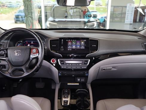 Used 2022 Honda Pilot Elite image 42