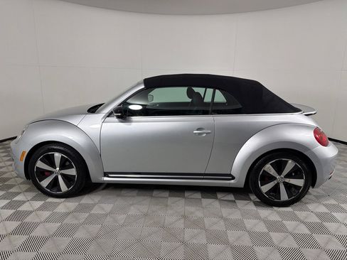 Used 2013 Volkswagen Beetle 2.0T image 17