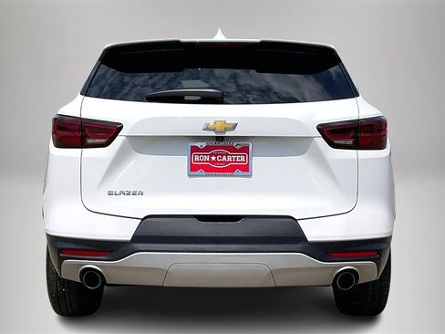 Used 2023 Chevrolet Blazer LT image 6