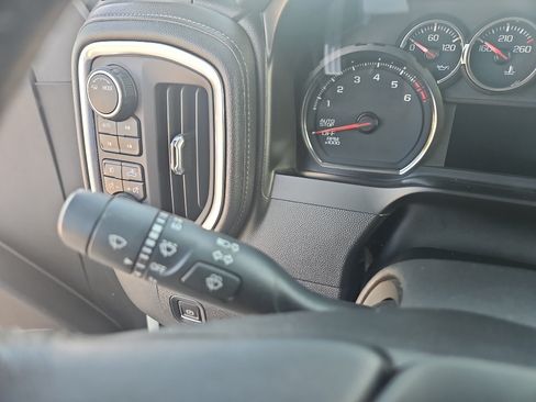 Used 2021 Chevrolet Silverado 1500 RST AWD/4WD image 16