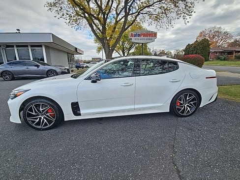Used 2023 Kia Stinger GT-Line w/ Sun & Sound Package image 4