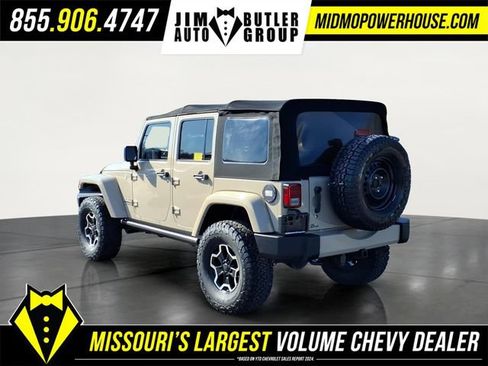 Used 2016 Jeep Wrangler Unlimited Sahara image 4