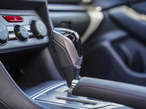 Used 2019 Subaru Crosstrek 2.0i Premium w/ Popular Package #3 image 20