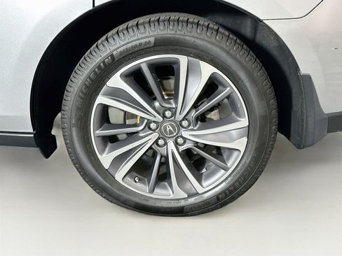 Used 2019 Acura MDX FWD w/ Technology Package image 11