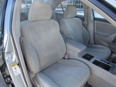 Used 2007 Toyota Camry CE FWD image 28