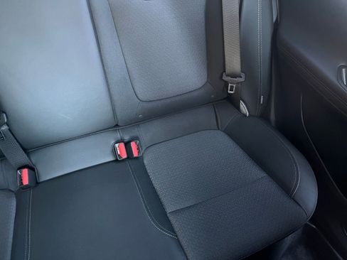 Used 2025 Buick Encore GX Preferred image 37