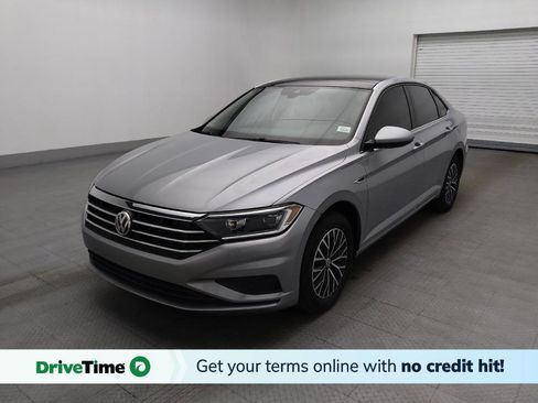 Used 2019 Volkswagen Jetta SEL w/ Cold Weather Package FWD image 1