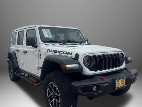 Used 2024 Jeep Wrangler Unlimited Rubicon w/ Technology Group AWD/4WD image 5