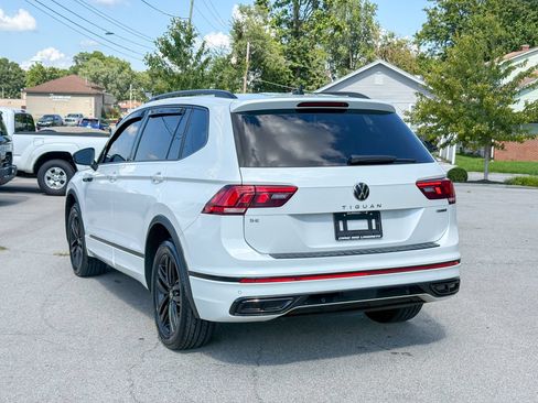 Used 2022 Volkswagen Tiguan SE R-Line AWD/4WD image 8
