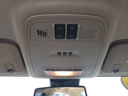 Used 2012 Buick LaCrosse Premium image 20