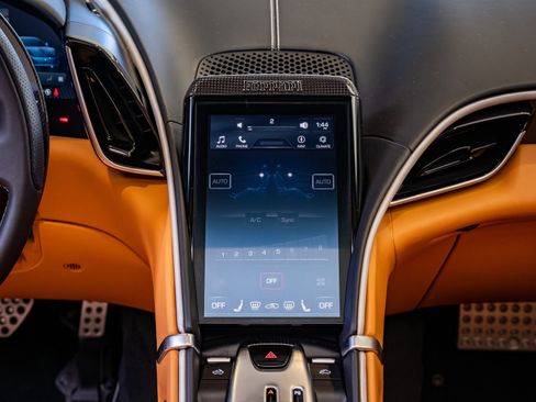 Certified 2024 Ferrari Roma Spider image 16