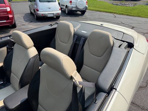 Used 2009 Pontiac G6 GT w/ Sport Package 1 FWD image 27