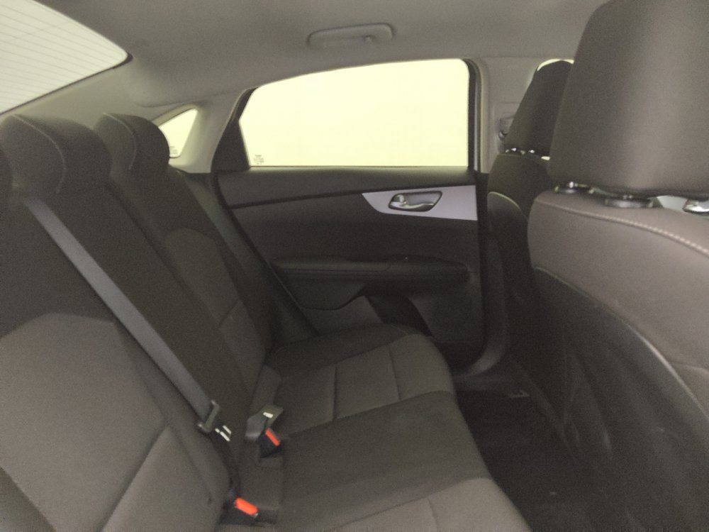 Used 2024 Kia Forte LXS w/ LXS Technology Package FWD image 19