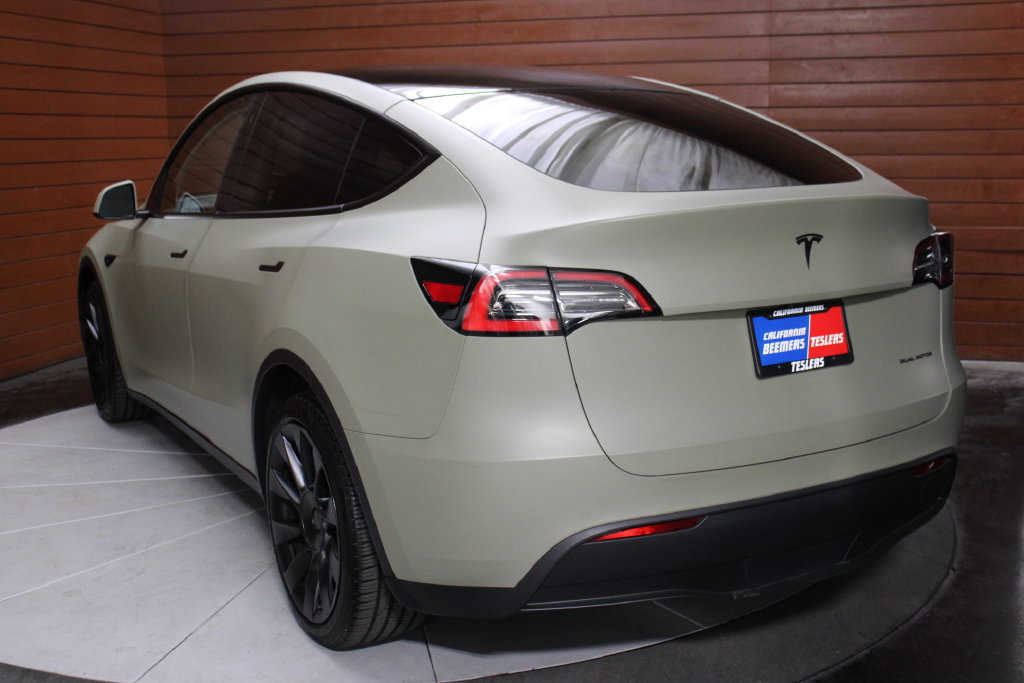 Used 2020 Tesla Model Y Long Range AWD/4WD image 28