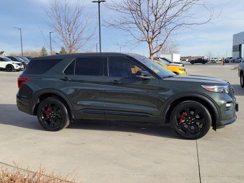 Used 2022 Ford Explorer ST w/ Equipment Group 401A image 2