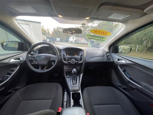 Used 2018 Ford Focus SEL image 45