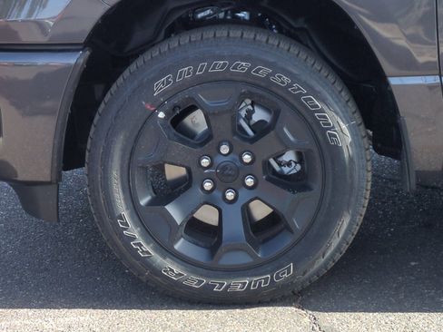 New 2026 RAM 1500 Express AWD/4WD image 26