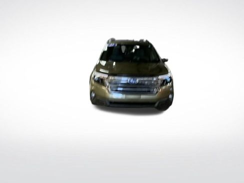 Certified 2025 Subaru Forester Premium AWD/4WD image 9