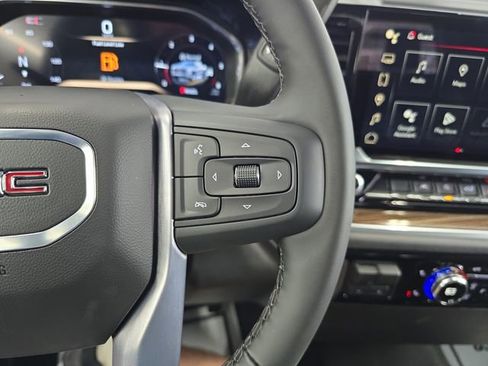 New 2026 GMC Sierra 1500 Elevation image 17