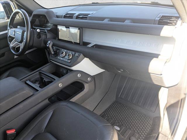 Used 2021 Land Rover Defender 90 S AWD/4WD image 17