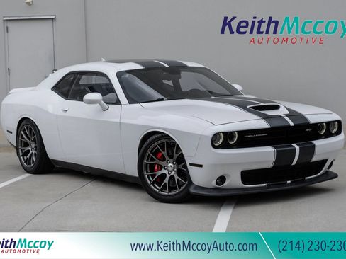 Used 2015 Dodge Challenger SRT w/ Technology Group RWD image 1