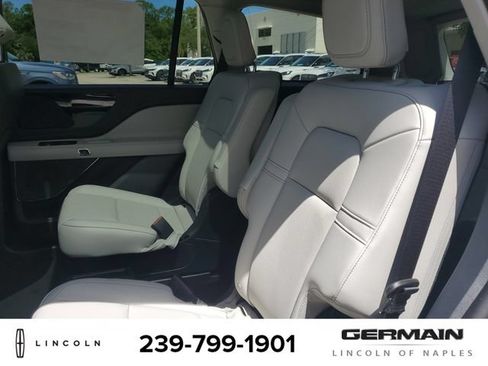 New 2026 Lincoln Aviator 2WD image 19
