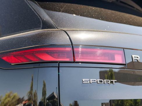 New 2026 Land Rover Range Rover Sport SE AWD/4WD image 7