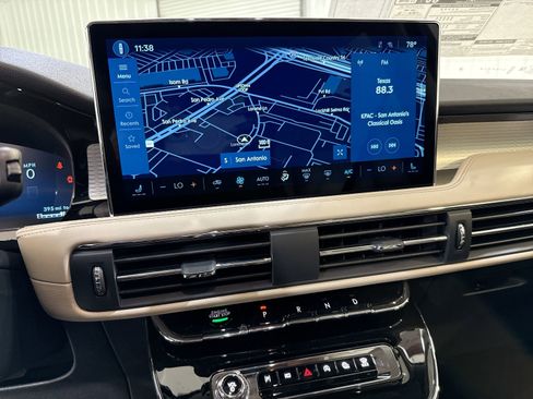 New 2026 Lincoln Corsair Premiere image 19