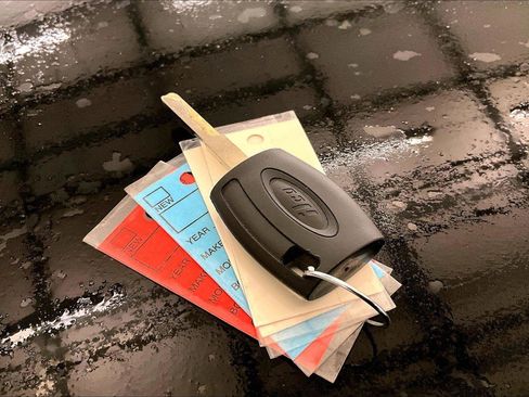 Used 2018 Ford Fiesta S image 9