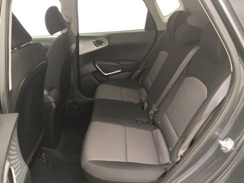 Used 2024 Kia Soul LX w/ Option Group 015 FWD image 18