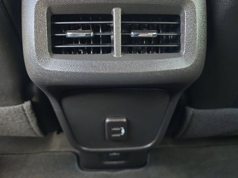 Certified 2024 Chevrolet Equinox RS w/ RS Leather Package image 21