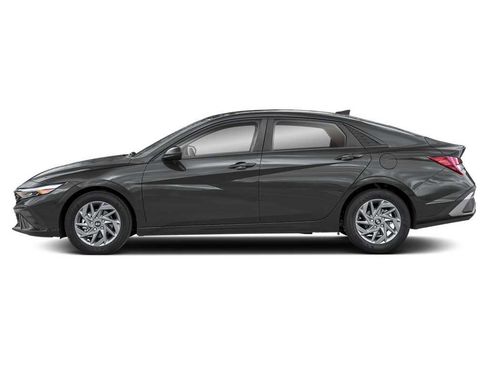 New 2026 Hyundai Elantra SEL Sport FWD image 3