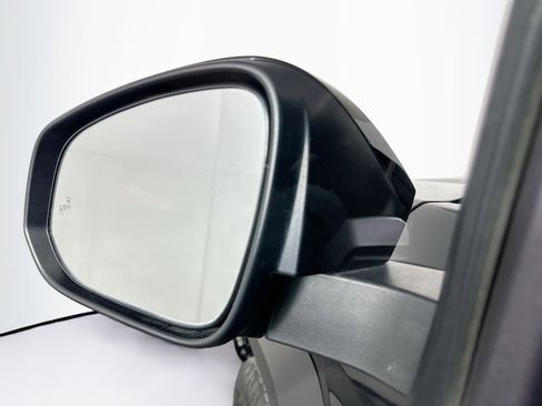 Used 2025 Toyota Tacoma TRD Off-Road image 16