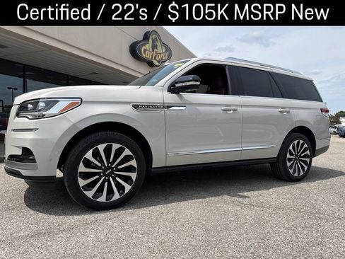 Used 2024 Lincoln Navigator Reserve AWD/4WD image 1