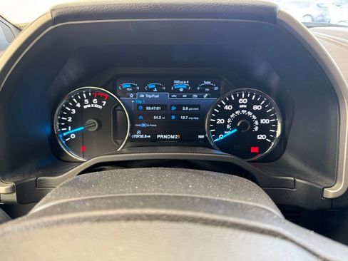 Used 2015 Ford F150 Lariat image 17