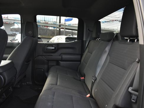 Used 2022 Chevrolet Silverado 1500 Custom image 17