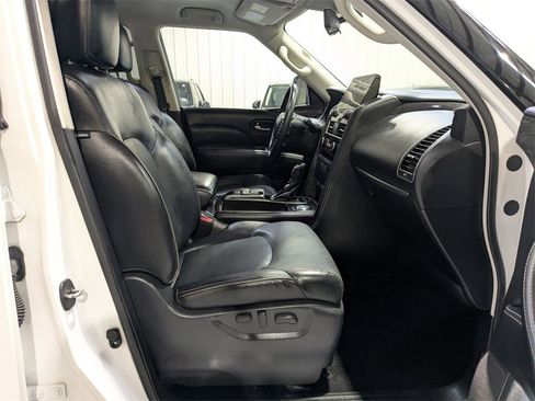 Used 2023 INFINITI QX80 Luxe w/ Cargo Package image 26