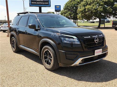 Used 2024 Nissan Pathfinder Rock Creek AWD/4WD image 3