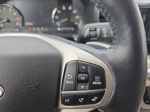 Certified 2021 Ford Explorer XLT w/ Equipment Group 202A image 10