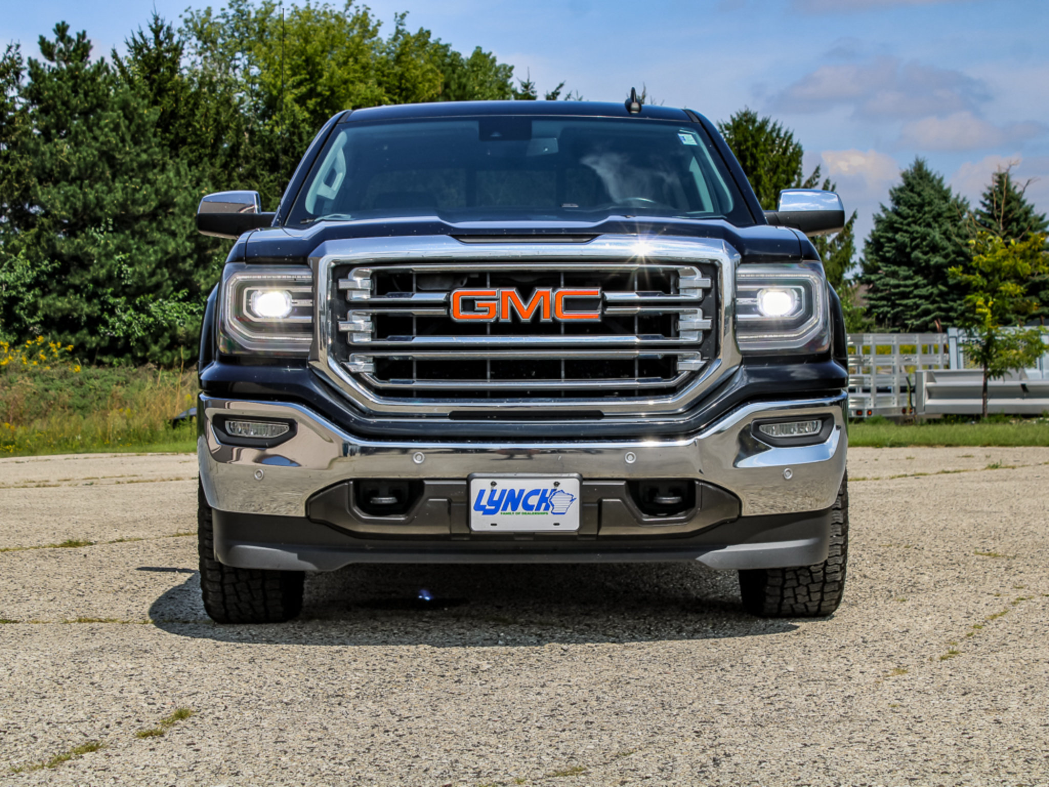 Used 2016 GMC Sierra 1500 SLT w/ SLT Premium Package AWD/4WD image 5
