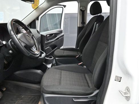 Used 2016 Mercedes-Benz Metris image 13