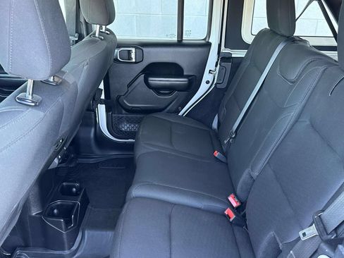 Used 2020 Jeep Wrangler Unlimited Sport AWD/4WD image 12