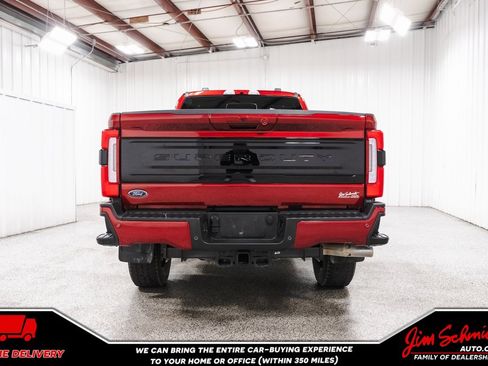 Used 2025 Ford F250 Platinum w/ FX4 Off-Road Package image 5