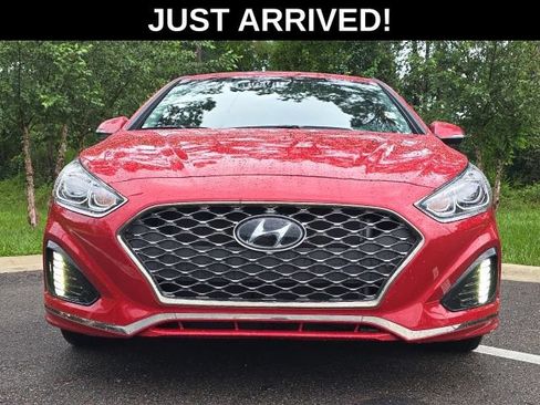 Used 2019 Hyundai Sonata Limited FWD image 2