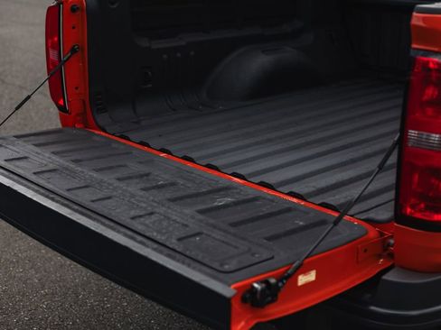 Used 2019 Chevrolet Colorado ZR2 AWD/4WD image 9