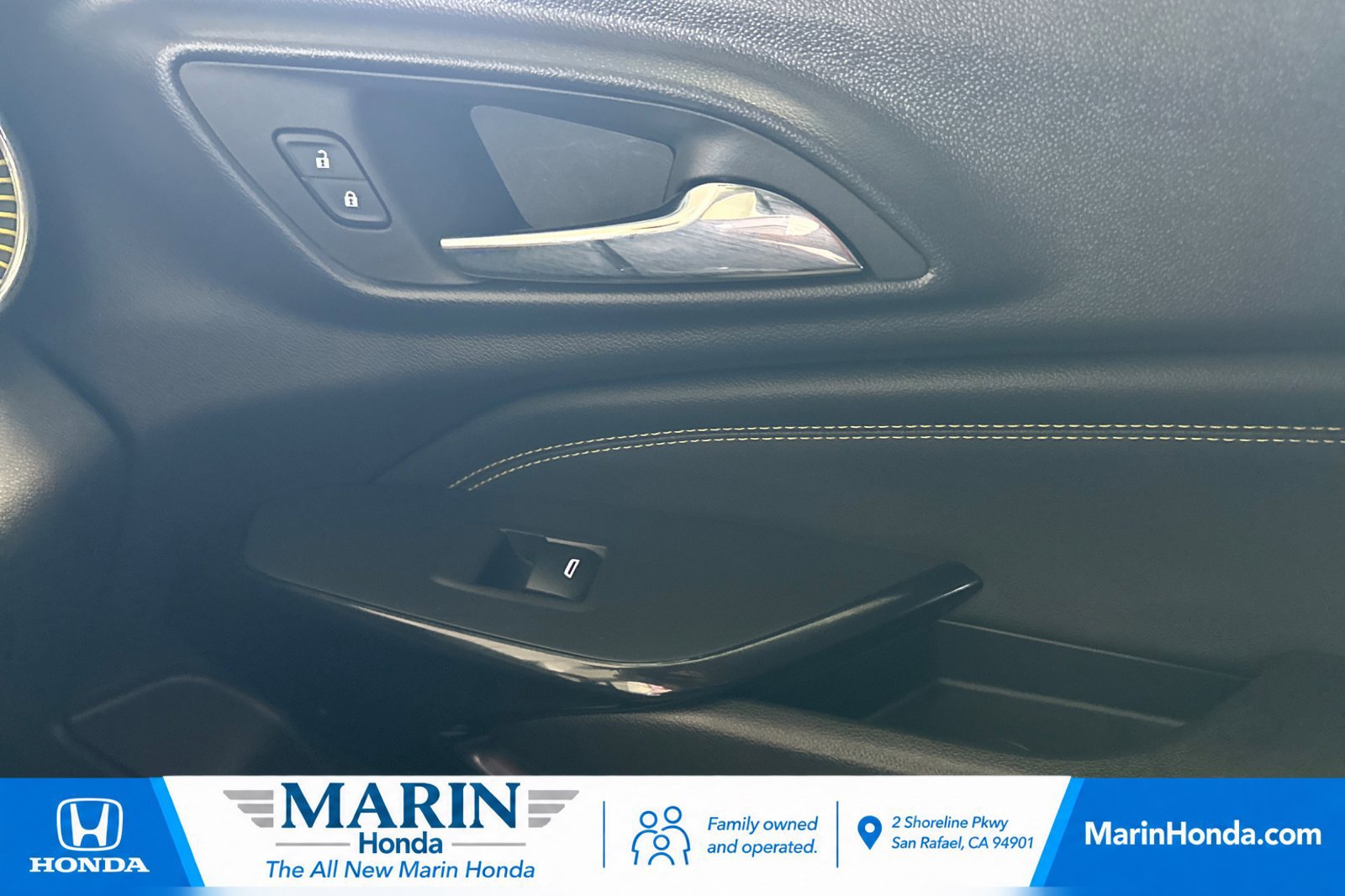 Used 2025 Chevrolet Trax LT FWD image 21