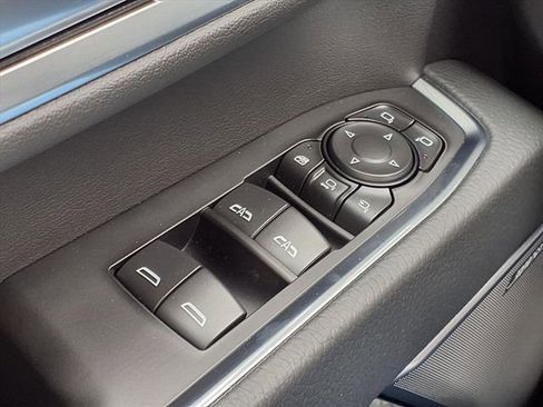 New 2026 GMC Sierra 3500 Denali w/ Technology Package image 17