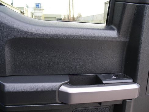 Used 2019 Ford F150 XLT w/ Equipment Group 302A Luxury image 37