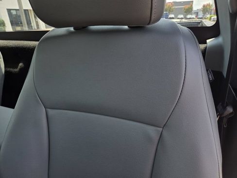 Used 2023 Ford F150 XL RWD image 14