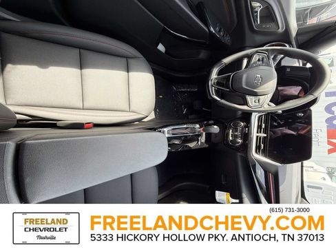 New 2026 Chevrolet Trax RS w/ Sunroof Package FWD image 15